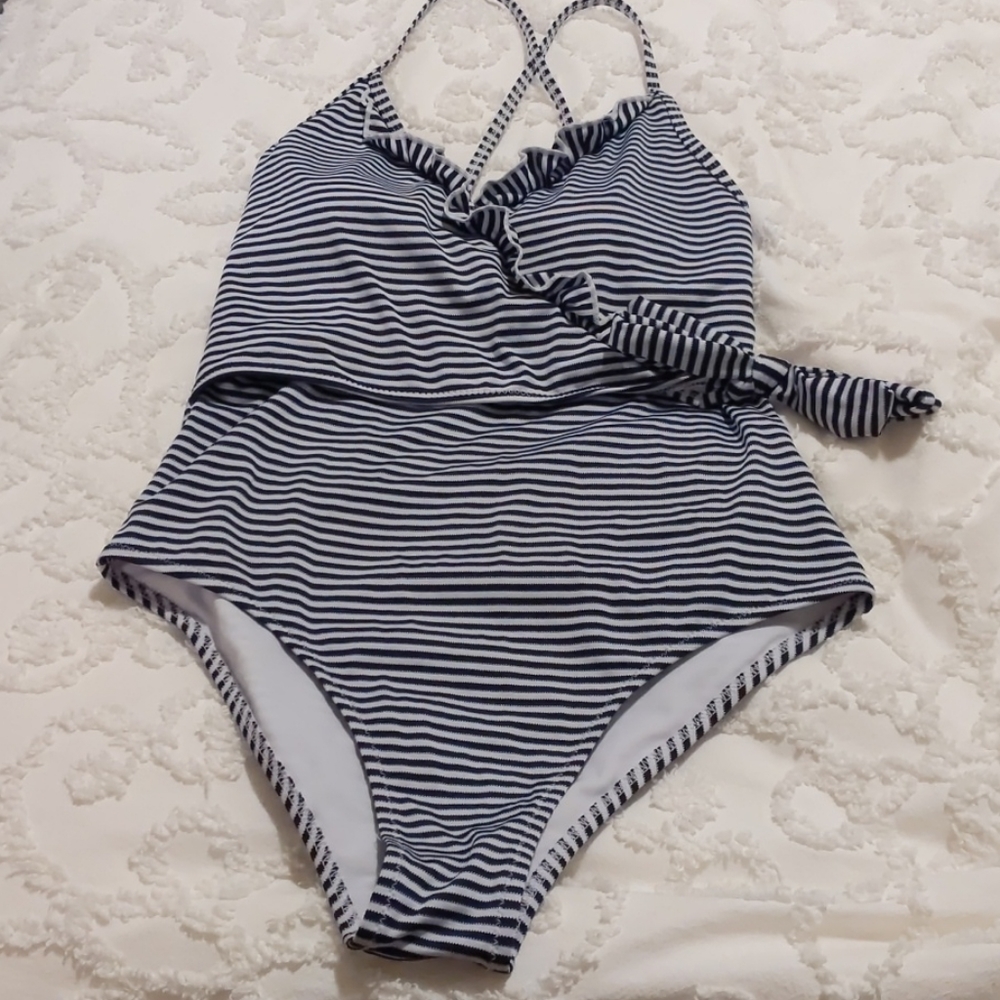 Cupsize one piece